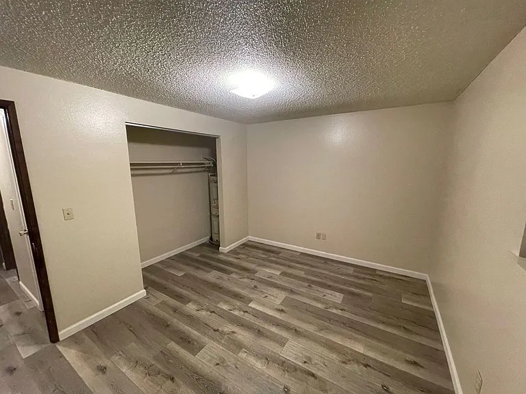 4180 Bristol Ct #G — Photo 7