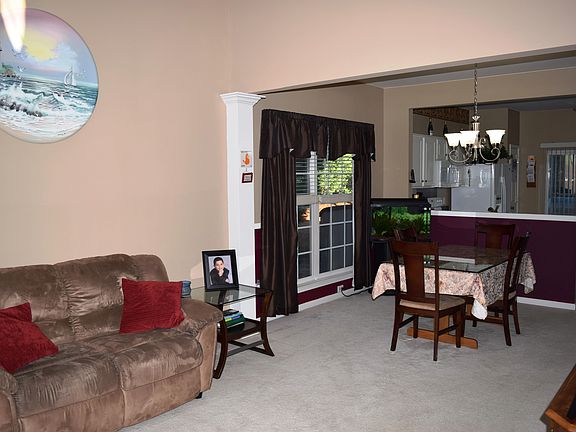 2nd image of 3301 Elizabeth Glen Dr