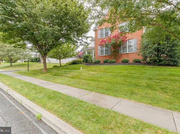 222 Windham Dr, Exton, PA 19341