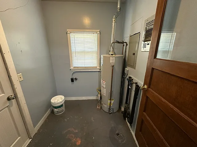 2308 S Grove St — Photo 12