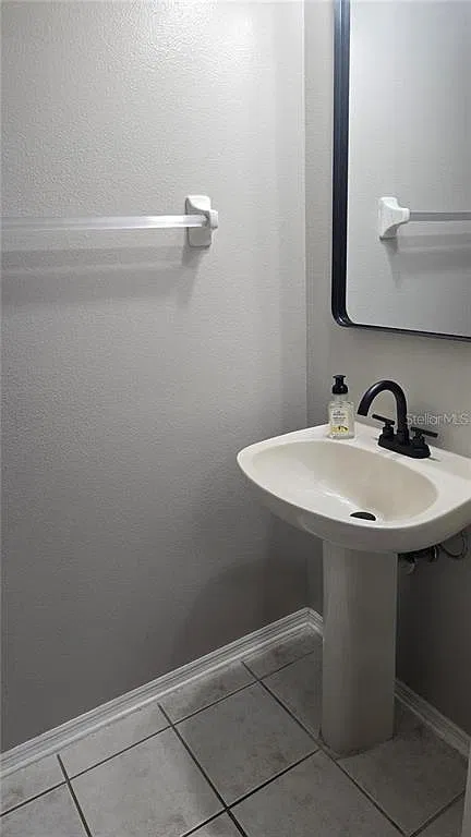 2 bed, 2.5 bath, 1080 sqft, $1,975 — Photo 4