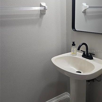 4th image of 4638 Sabal Key Dr