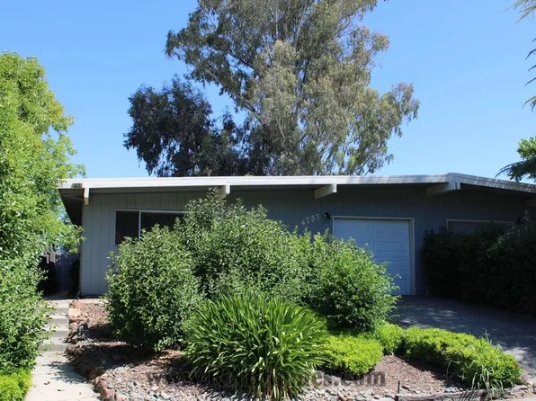4757 River College Dr, Sacramento, CA 95841