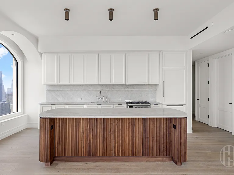 520 5th Ave #53A — Photo 4