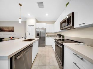 4707 NW 83rd Ct, Doral, FL 33166
