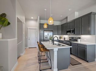 1882 W 50th St, Loveland, CO 80538