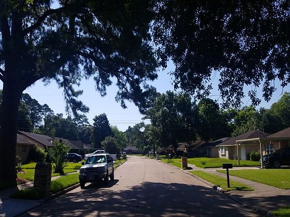 4th image of 6434 Sandy Oaks Dr