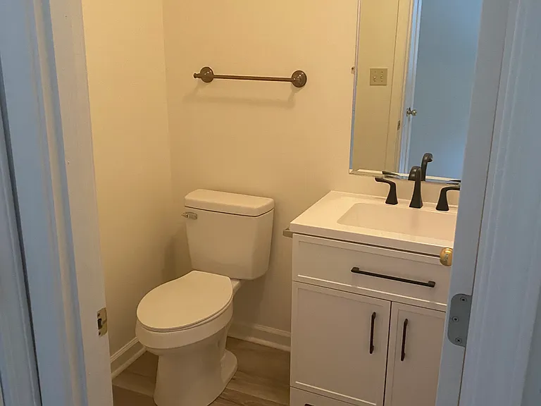 16 Bel Air Dr #1303 — Photo 5