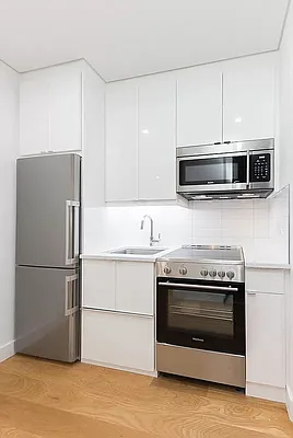 Rented by REAL New York | media 9