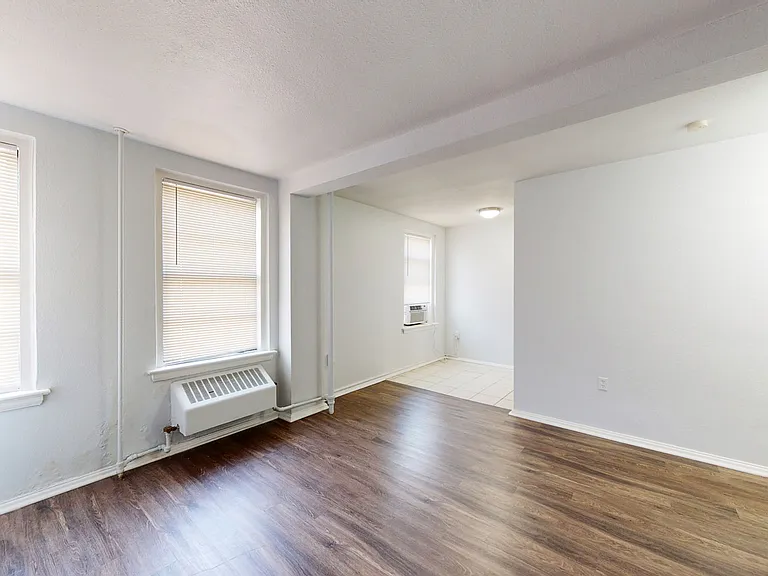 Dining/Living room