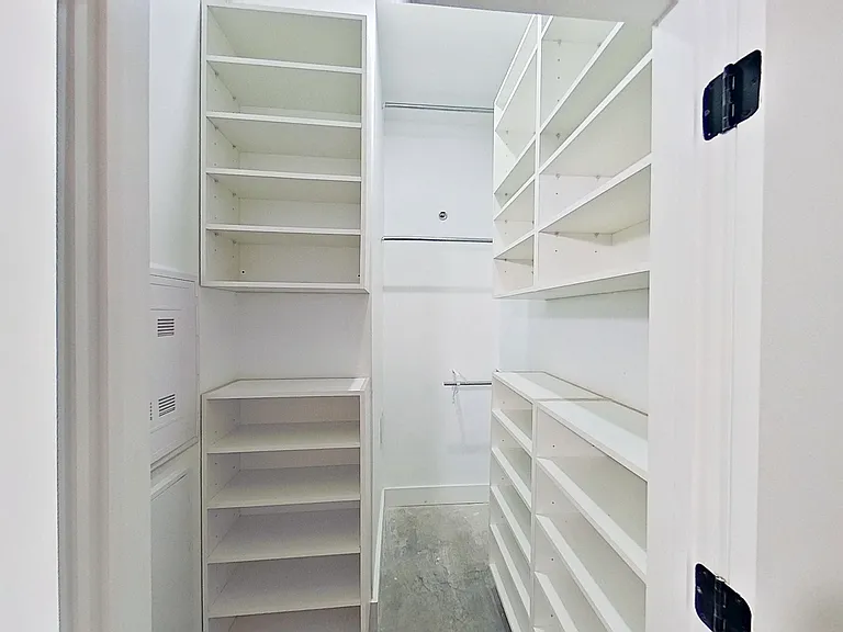 27 Montrose Ave #11 — Photo 23