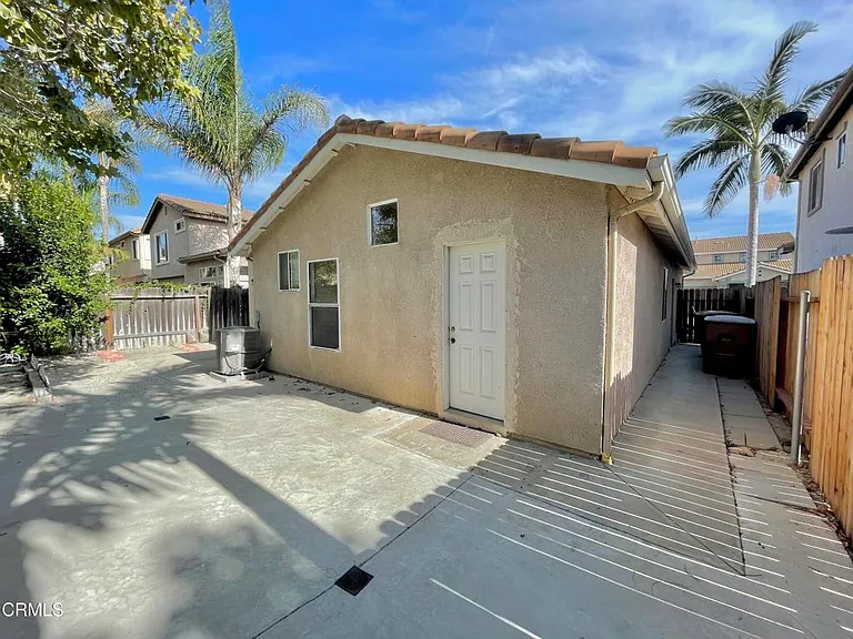 425 Calle Mirasol — Photo 18