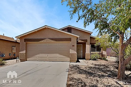 1886 E Cowboy Cove Trl Photo 1