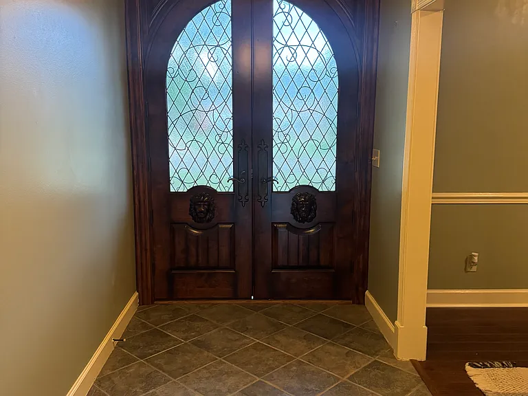 416 Towne Lake Pl — Photo 3
