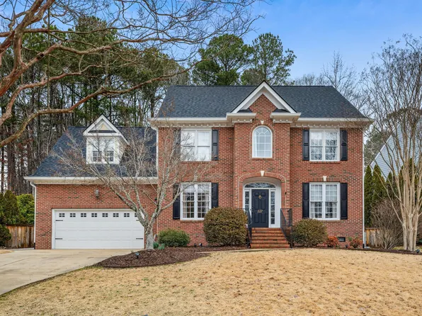 117 Barnes Spring Ct, Cary, NC 27519