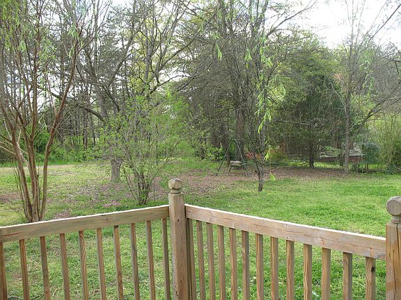 4th image of 1504 Buck Creek Dr