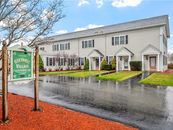 200 Cato St APT 1, Woonsocket, RI 02895