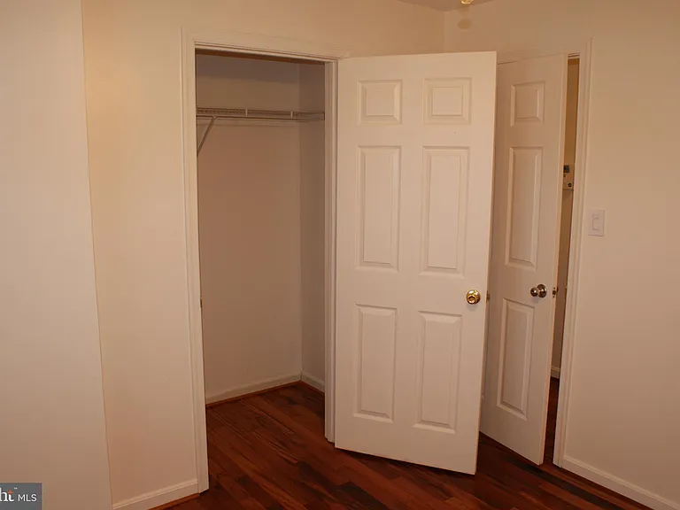 9716 Lake Pointe Ct #203 — Photo 19