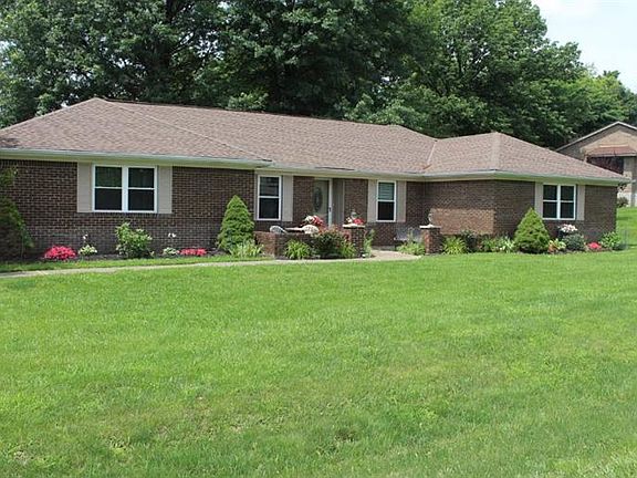3rd image of 19907 Elm Dr