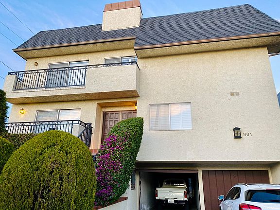 3rd image of 608 Idaho Ave #1