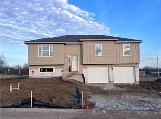 655 S Ranson Pl, Independence, MO 64057