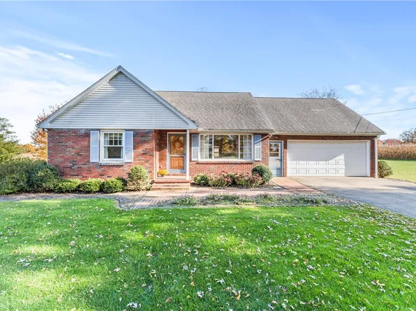 328 New Castle Mercer Rd, New Wilmington, PA 16142