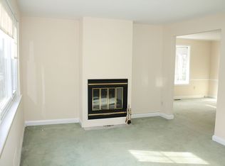 406 Oak Ct, Baltimore, MD 21228