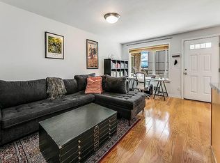 510 Lee St APT 5, Seattle, WA 98109