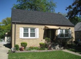 511 N Main St, Mount Prospect, IL 60056