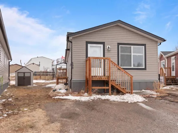 103 Anson Ave SW, Medicine Hat, AB T1A 7Z9