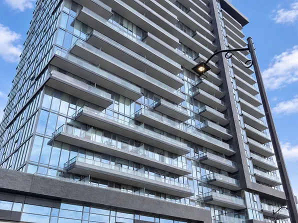 20 Gatineau Dr #508, Vaughan, ON L4J 0L3