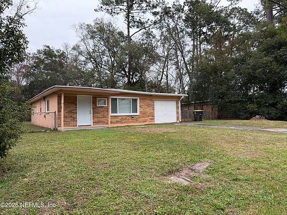 2nd image of 6023 Edgefield Dr