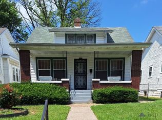 3225 Dumesnil St, Louisville, KY 40211