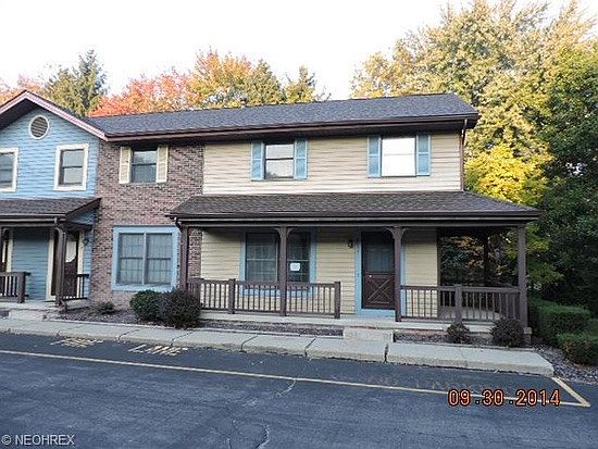 5th image of 6011 Applecrest Ct Unit A