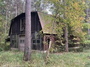 4120 Crawford Rd, Dryden, MI 48428
