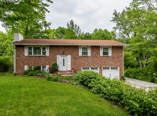 4205 Wales, Columbia, MO 65203