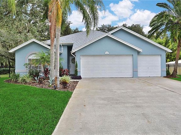 3rd image of 22303 River Rock Dr