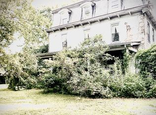 2612 Woodland Rd, Abington, PA 19001