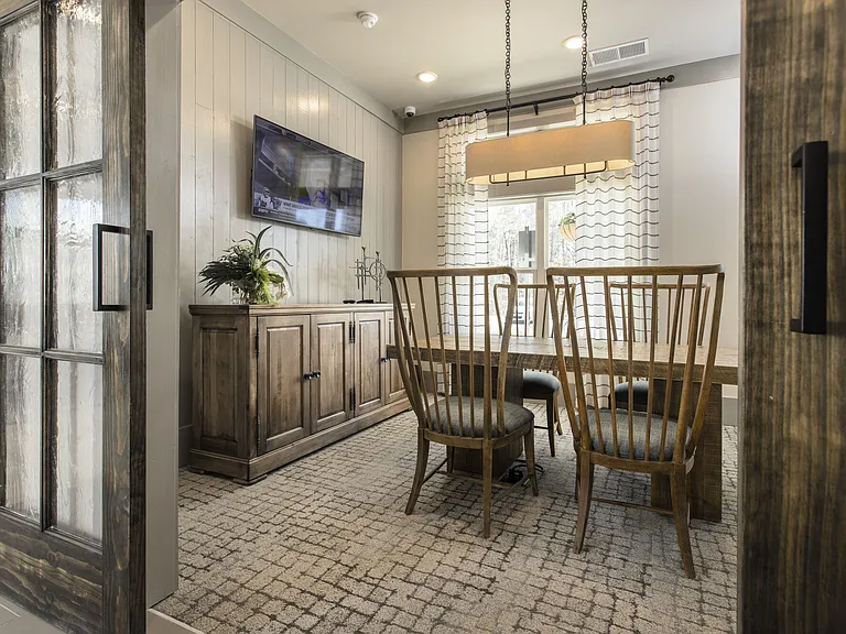 South City Apartments — Photo 6