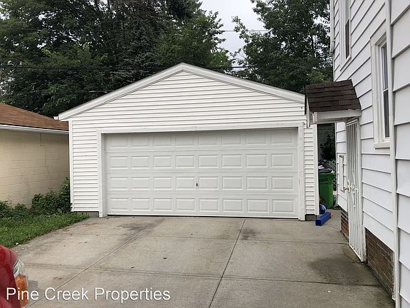 2nd image of 4817 E 94th St #2
