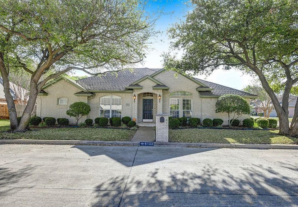 1st image of 6133 Woodgarden Ln