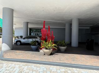 325 Biscayne Blvd #3518, Miami, FL 33130