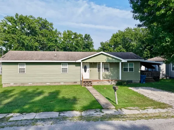 508 N Ward St, Benton, IL 62812