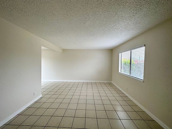 4th image of 1435 5th Pl