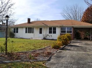 27 Back St, Dillard, GA 30537