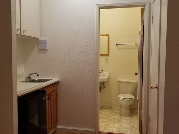 5th image of 1068 Howard St APT 12