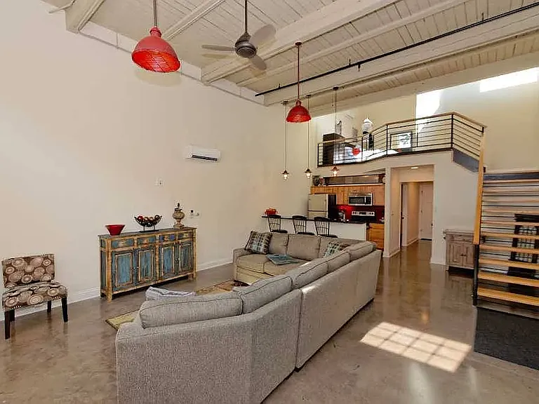 301 Green St #104 — Photo 1