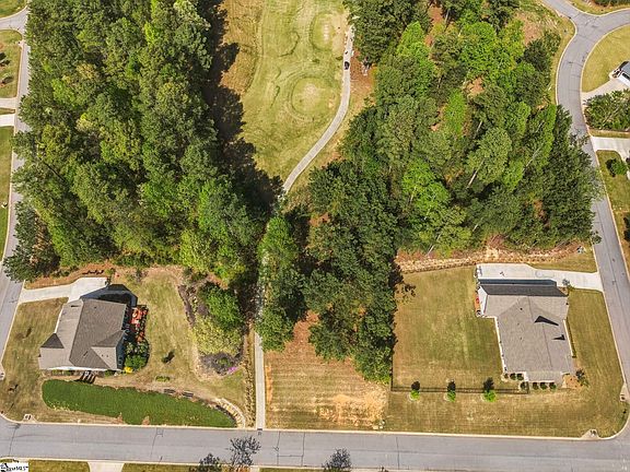 5th image of 5 Club Cart Rd