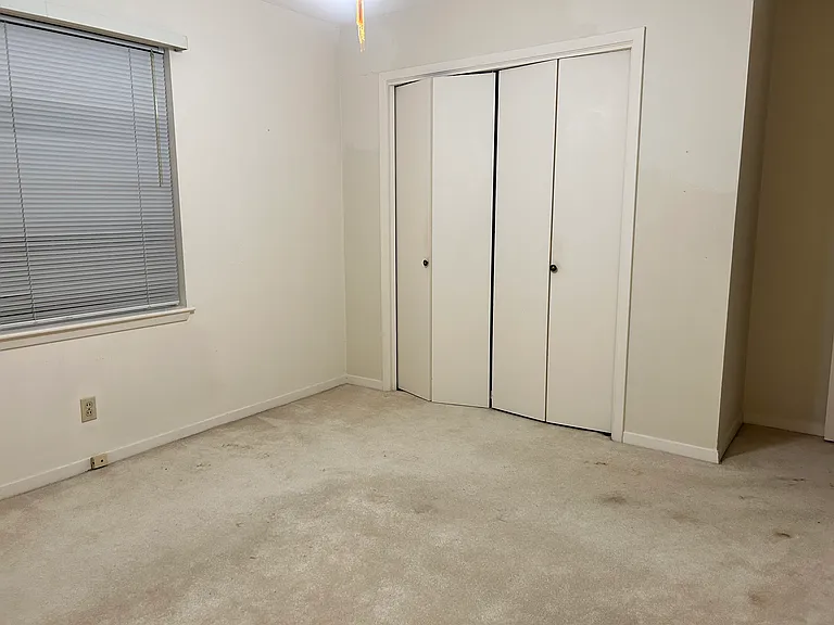 7214 Sharpview Dr — Photo 10