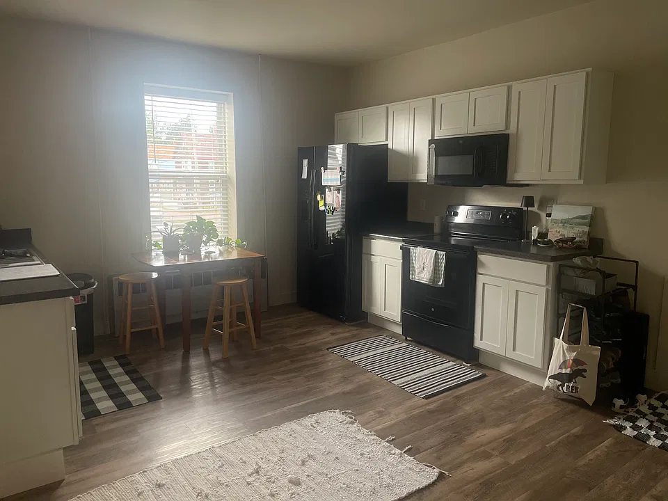 701 Quincy St #B1